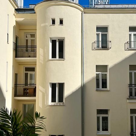 Sienna Apartment Варшава Екстер'єр фото